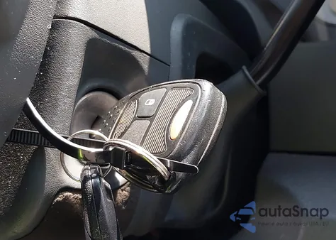 2007 Dodge Ram 1500 Slt/Trx4 Off Road/Sport из США, поврежденный, VIN 1D7HU18N37S223537